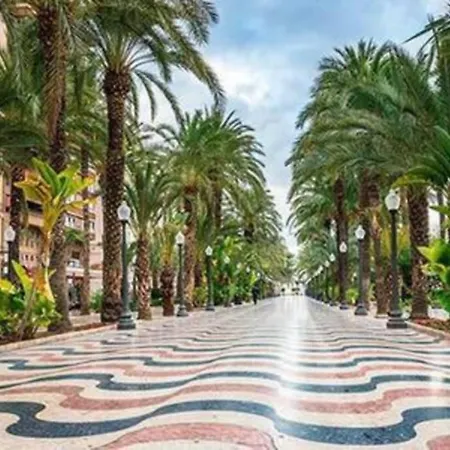 Boutique Centrico A 5 Min Playa דירה